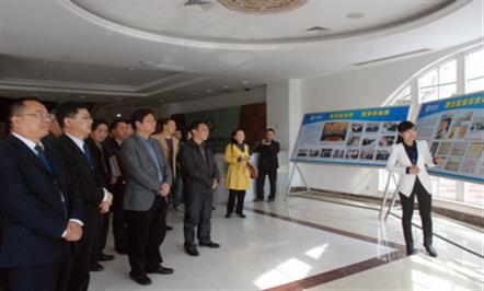 广汉市非公企业党务干部培训班学员考察集团公司党建工作