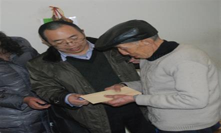 集团公司新春前夕困难职工走访慰问活动拉开序幕