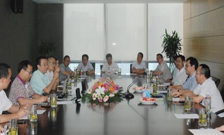 集团公司高层管理人员赴成都富力地产考察学习